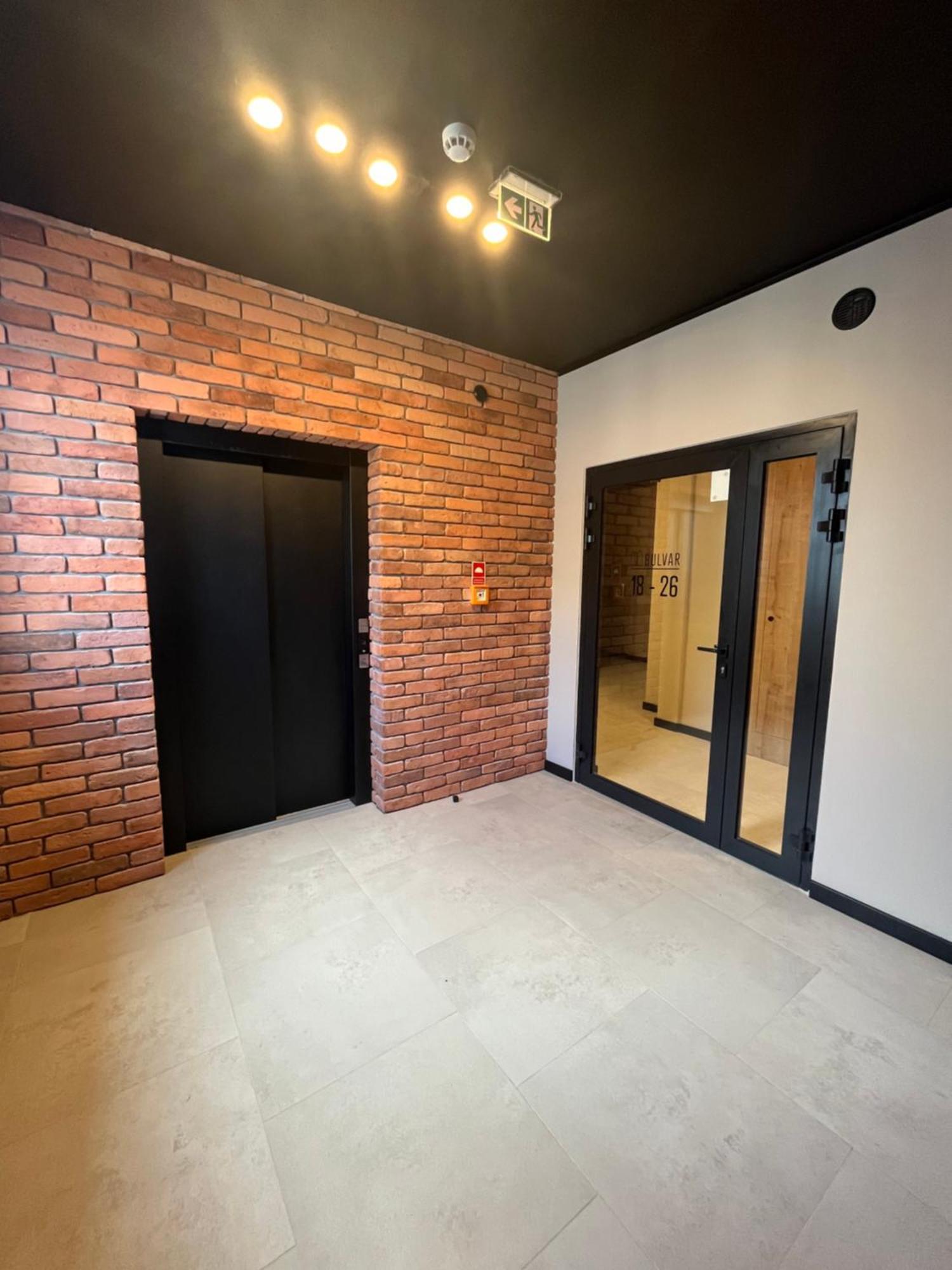 Stare Apartment *